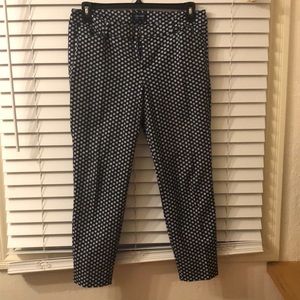 Old Navy NWOT Pixie Mid rise Sz 12